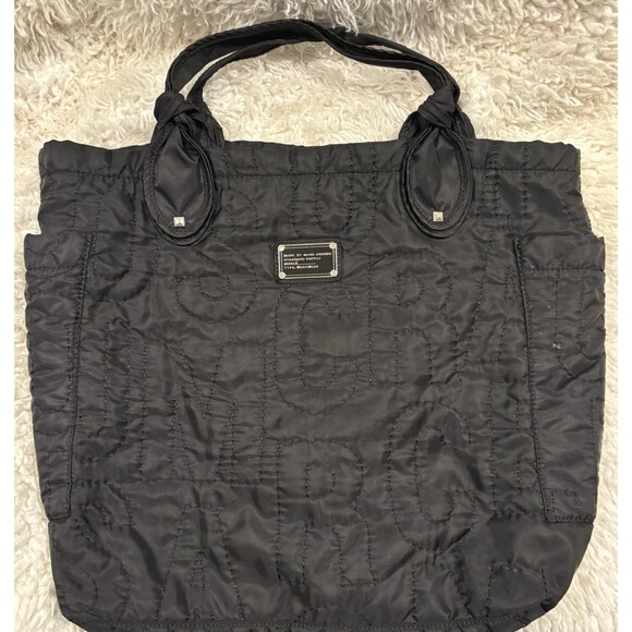 MARC JACOBS Large Black Logo Quilted Nylon Double Handle Tote Bag 20L x 18W x 5H - Picture 2 of 6